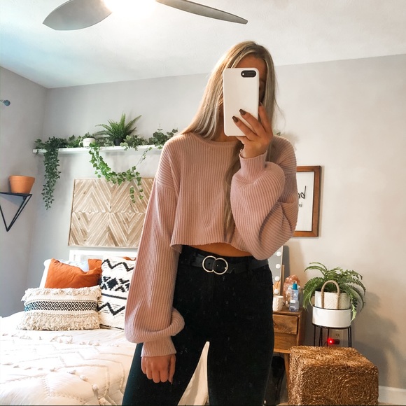 Forever 21 Sweaters - Forever 21 Crop Balloon Sleeve Sweater